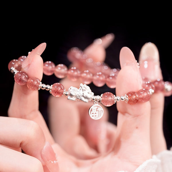 Natural strawberry crystal new Chinese Pixiu bracelet